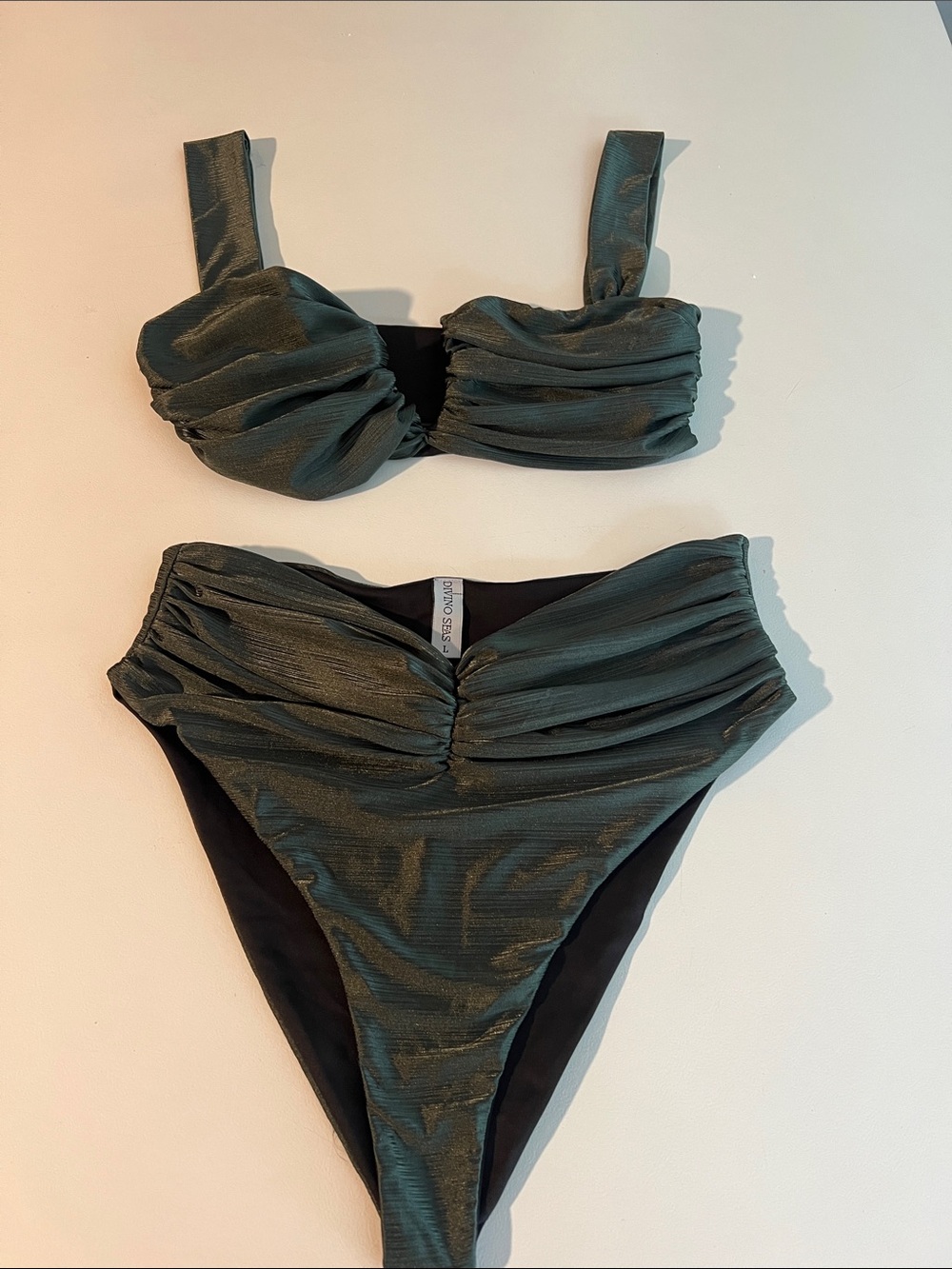 Divino SeasRuched High-Waist Bikini Set in Dark Green